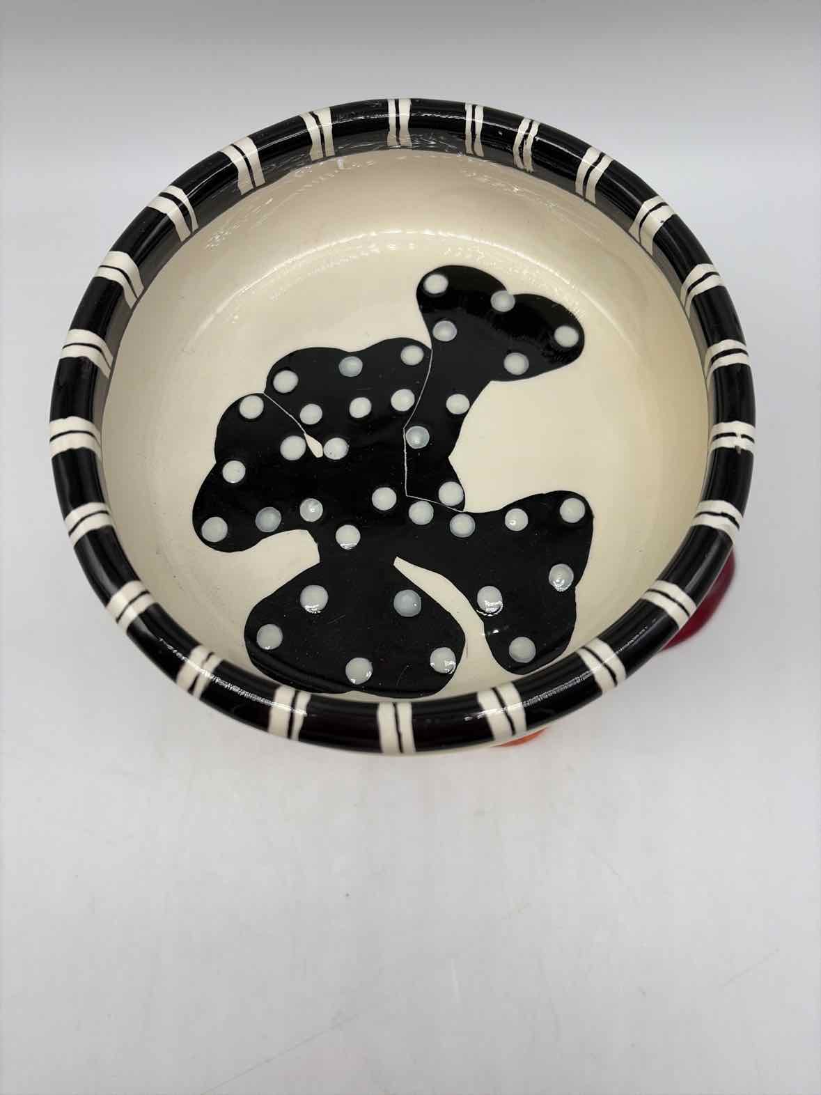 Lynda Cornelle Ceramic Basset Hound Winchester Bowl | True Fashionistas.