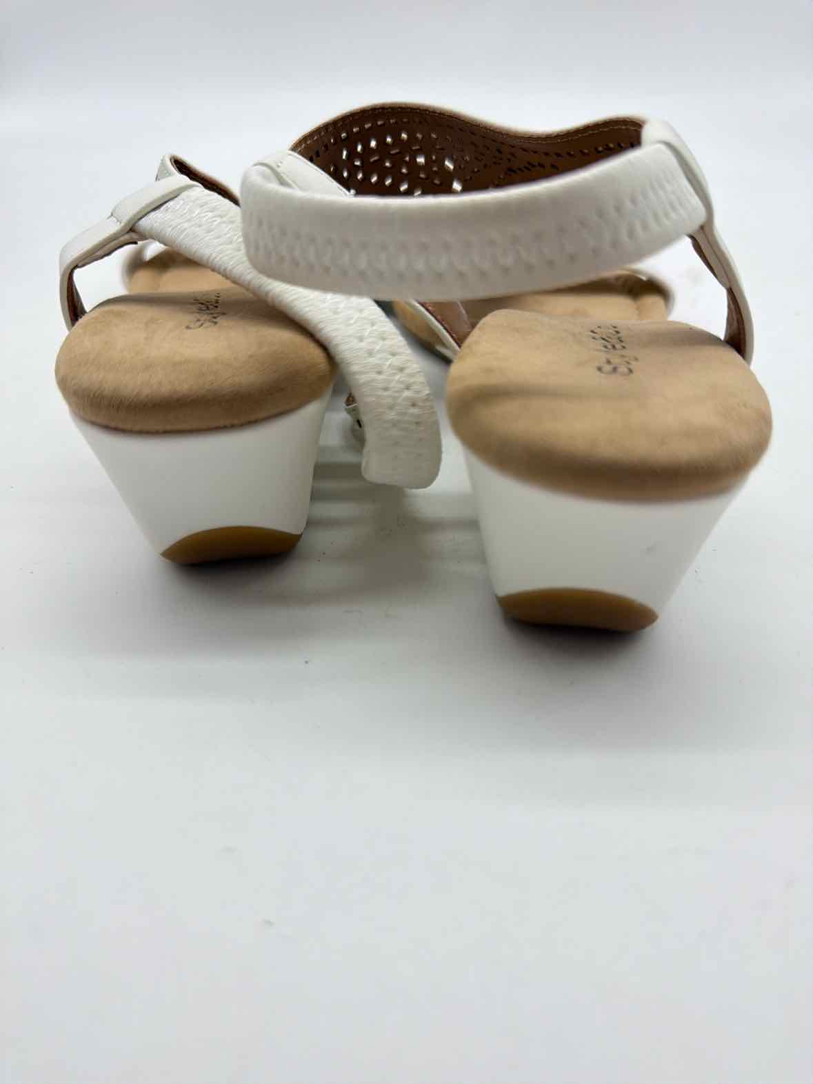 Pre-Owned Style & Co White Size 7 Wedge Heels | True Fashionistas.