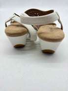 Pre-Owned Style & Co White Size 7 Wedge Heels | True Fashionistas.