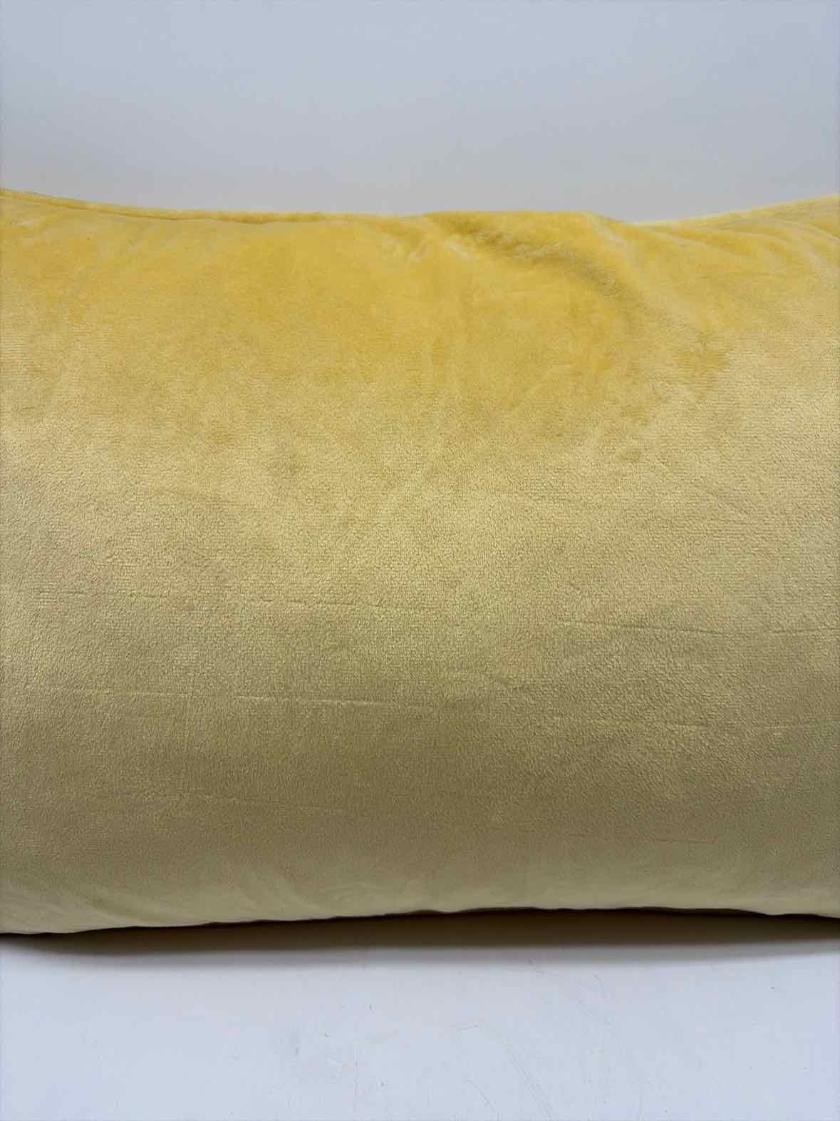 Casa Decor Home Yellow Pillow | True Fashionistas.