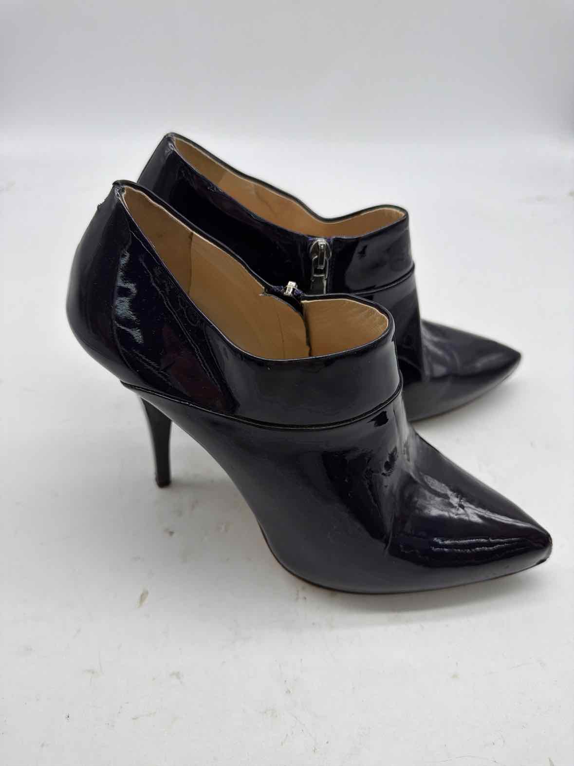 Pre-Owned Prada Purple Size 6.5 Patent Leather Ankle Boot Boots | True Fashionistas.