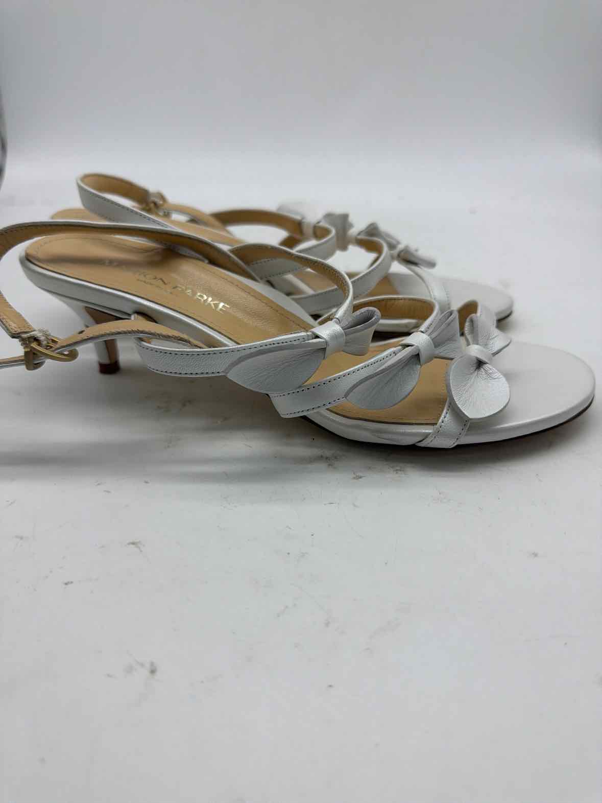 Pre-Owned Marion Parke White Size 36 Slingback Heels | True Fashionistas.