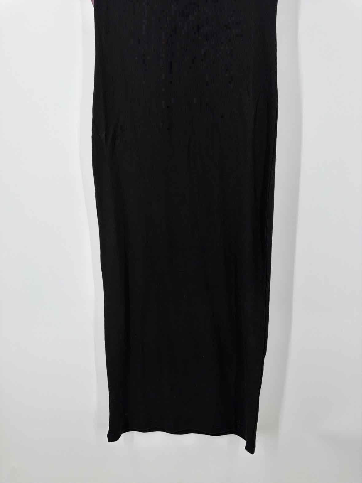 Pre-Owned House Of Harlow Black Size Medium Long Sleeveless Dress | True Fashionistas.