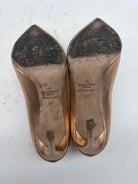 Pre-Owned Valentino Gold Size 7 Pump Heels | True Fashionistas.