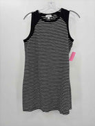 Evereve Black Size Small Stripe Short Sleeveless Dress | True Fashionistas.