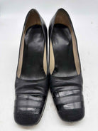 Pre-Owned Chanel Black Size 7.5 Pump Heels | True Fashionistas.