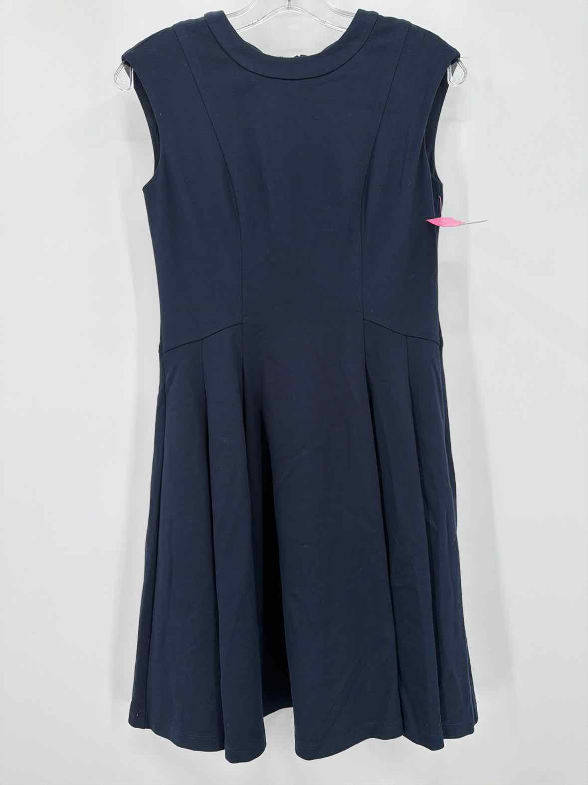 Pre-Owned Eliza J Navy Size 0 Short Sleeveless Dress | True Fashionistas.