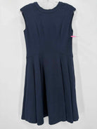 Pre-Owned Eliza J Navy Size 0 Short Sleeveless Dress | True Fashionistas.