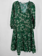 Pre-Owned Alice + Olivia Green Size Medium Long Long Sleeve Dress | True Fashionistas.