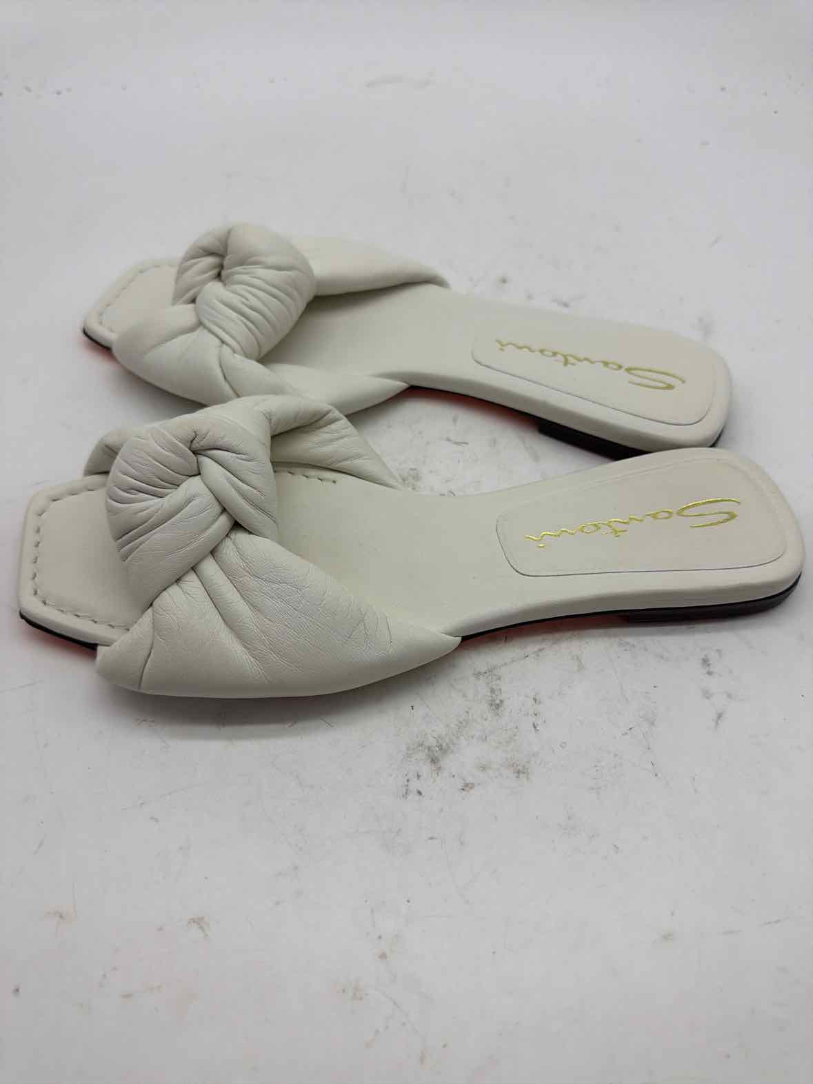 Pre-Owned Santorini White Size 6.5 Mule Sandals | True Fashionistas.