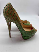 Pre-Owned Christian Louboutin Green Size 9 Stiletto Heels | True Fashionistas.