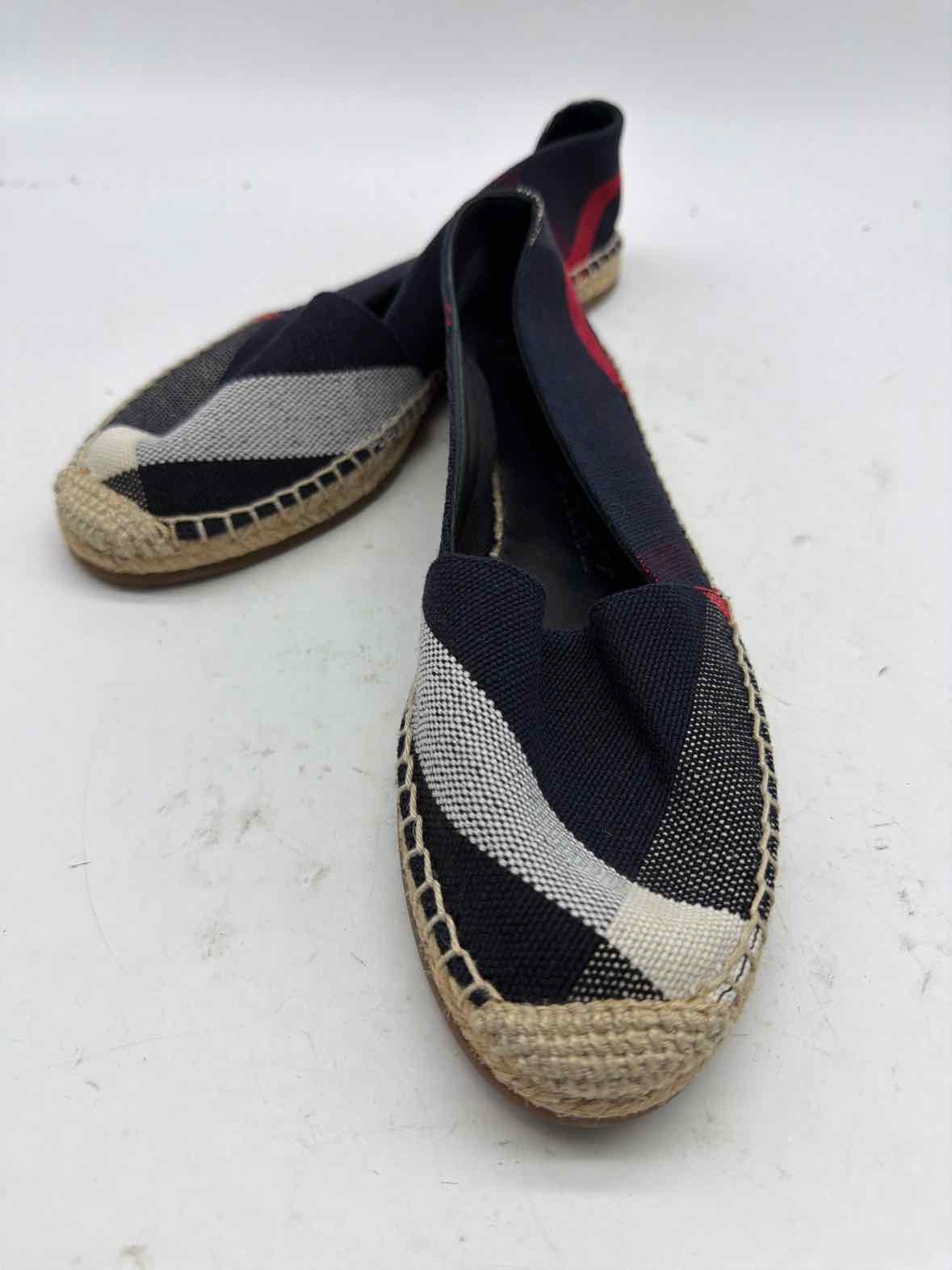 Pre-Owned Burberry Navy Size 7.5 Espadrille Flats | True Fashionistas.