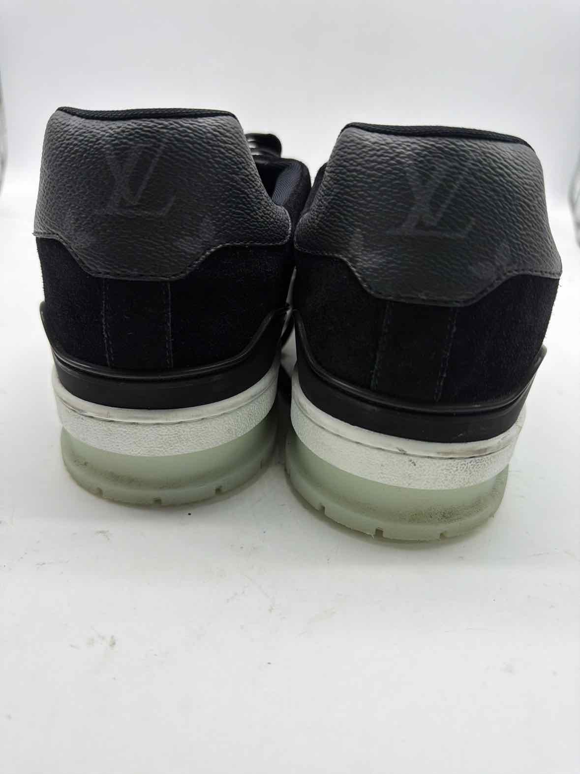 Pre-Owned Louis Vuitton Black 11 Fashion Sneaker Men's Sneakers | True Fashionistas.