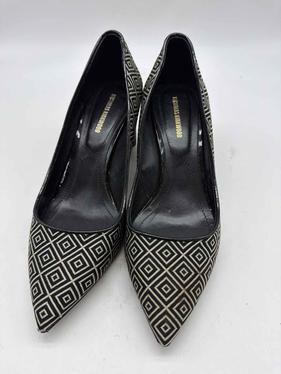 Pre-Owned Nicholas Kirkwood Black Size 37.5 Block Heel Heels | True Fashionistas.