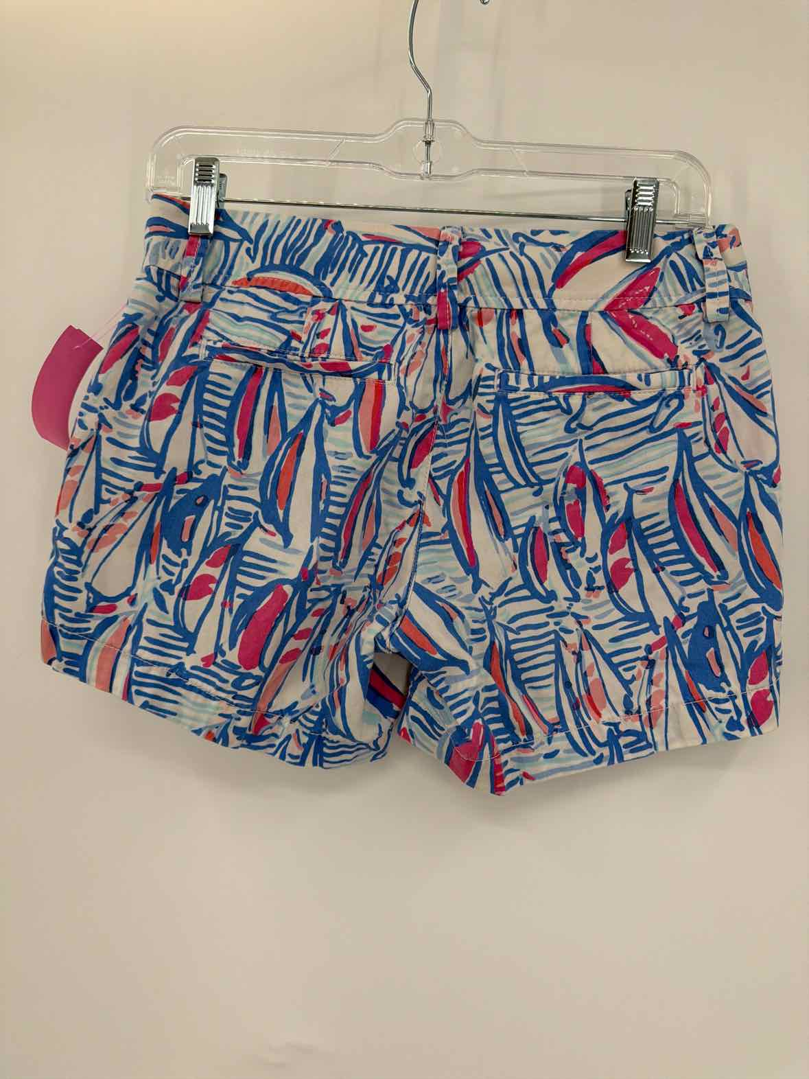 Pre-Owned Lilly Pulitzer Blue Size 0 Callahan Printed Shorts | True Fashionistas.