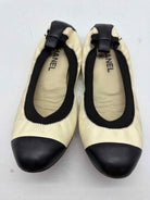 Pre-Owned Chanel Ivory Size 38 Spirit Flat Flats | True Fashionistas.
