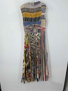 Pre-Owned Eisha Designs Grey Size 2 Midi Sleeveless Dress | True Fashionistas.