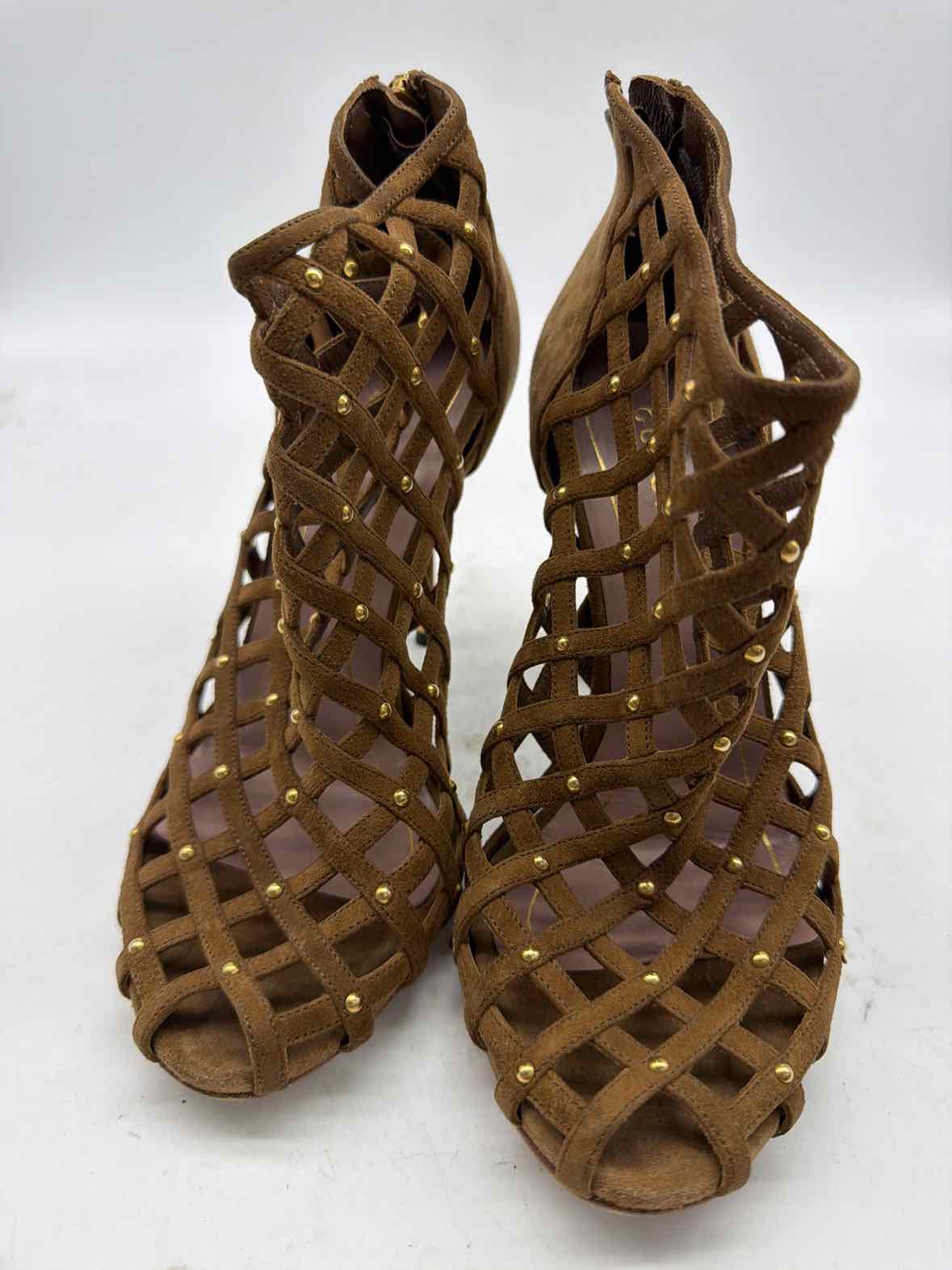 Pre-Owned Gucci Tan Size 6.5 Caged Heels | True Fashionistas.