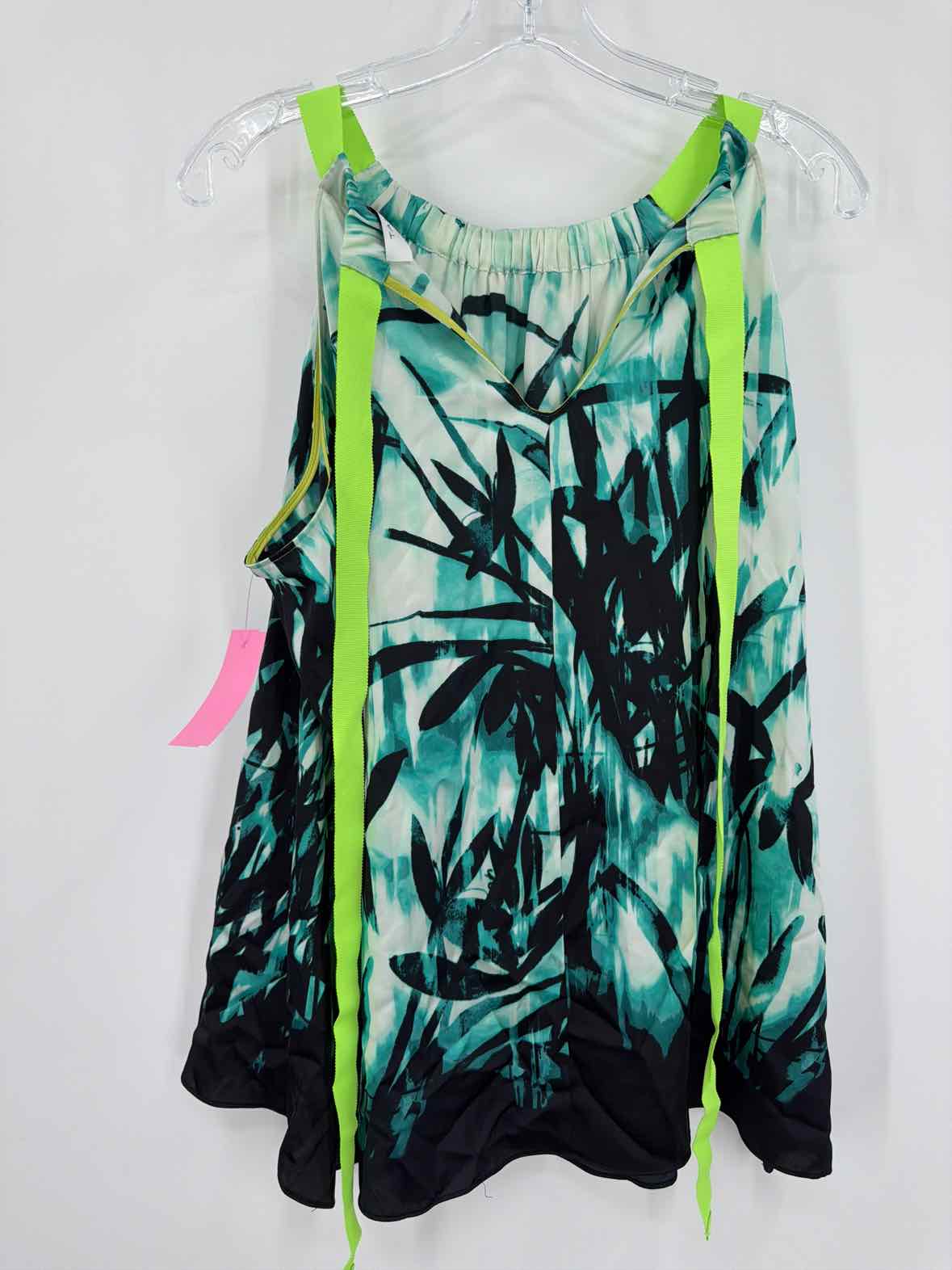 Pre-Owned Tahari Blue Size 2X Tank Top | True Fashionistas.