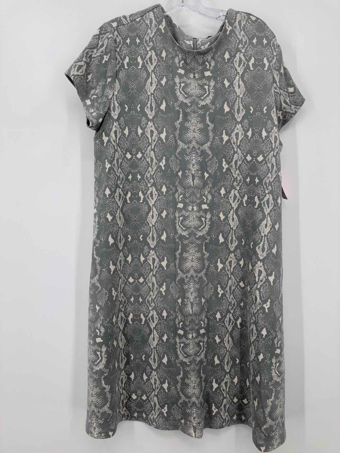 Pre-Owned J Mclaughlin Grey Size XL Short Short Sleeve Dress | True Fashionistas.