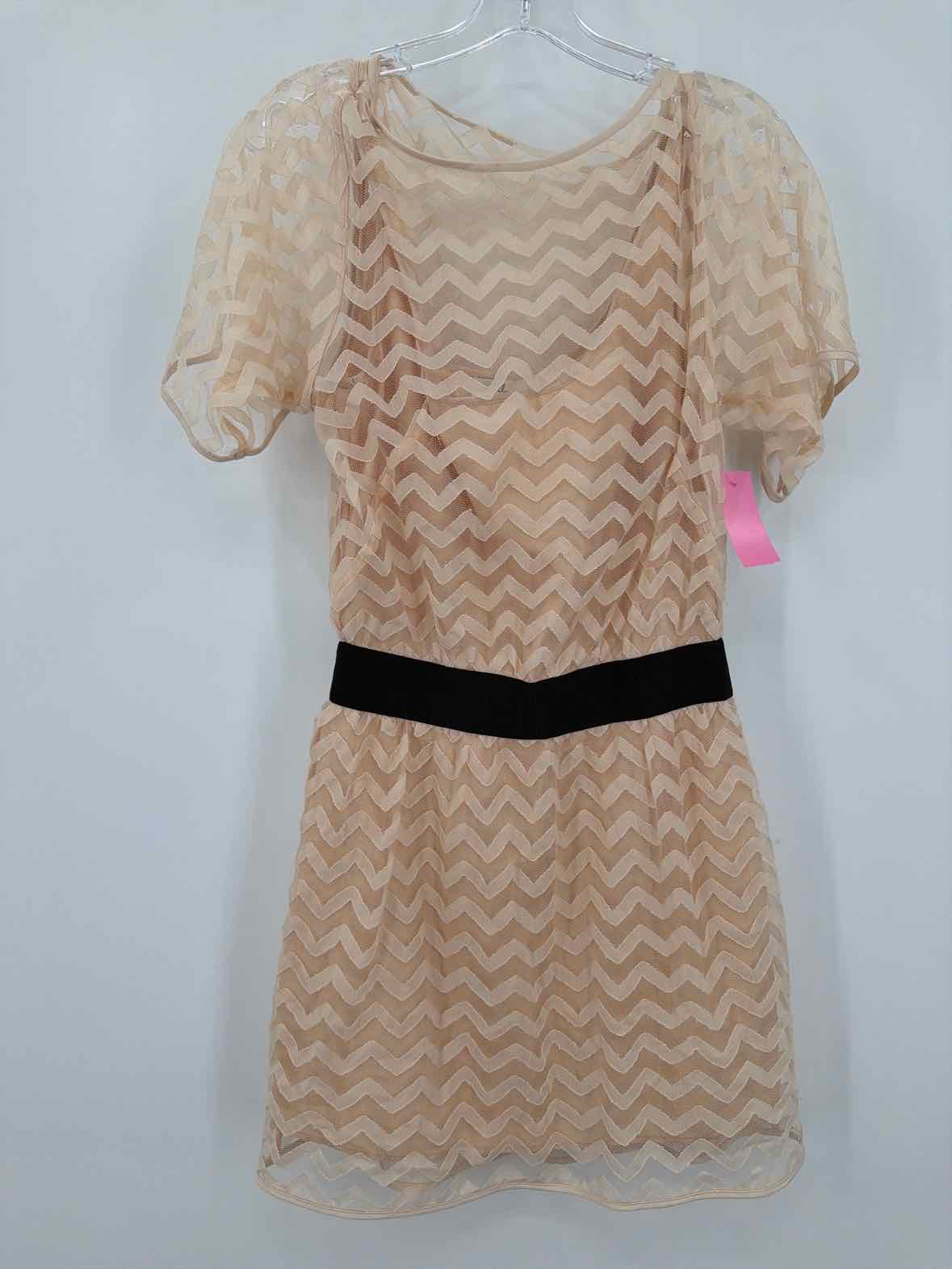 Pre-Owned Milly Ivory Size 4 Short Short Sleeve Dress | True Fashionistas.