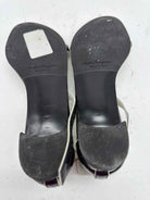 Pre-Owned Salvatore Ferragamo Black Size 6.5 T Strap Sandals | True Fashionistas.