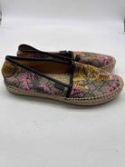 Pre-Owned Gucci Tan Size 8 Bengal Tiger Espadrilles Flats | True Fashionistas.