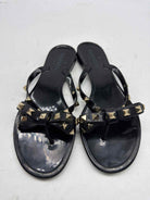 Pre-Owned Valentino Black Size 37 Jelly Thong Sandals | True Fashionistas.