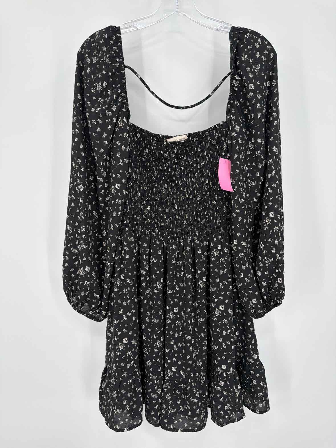 Pre-Owned Rokoko Black Size Medium Short Long Sleeve Dress | True Fashionistas.