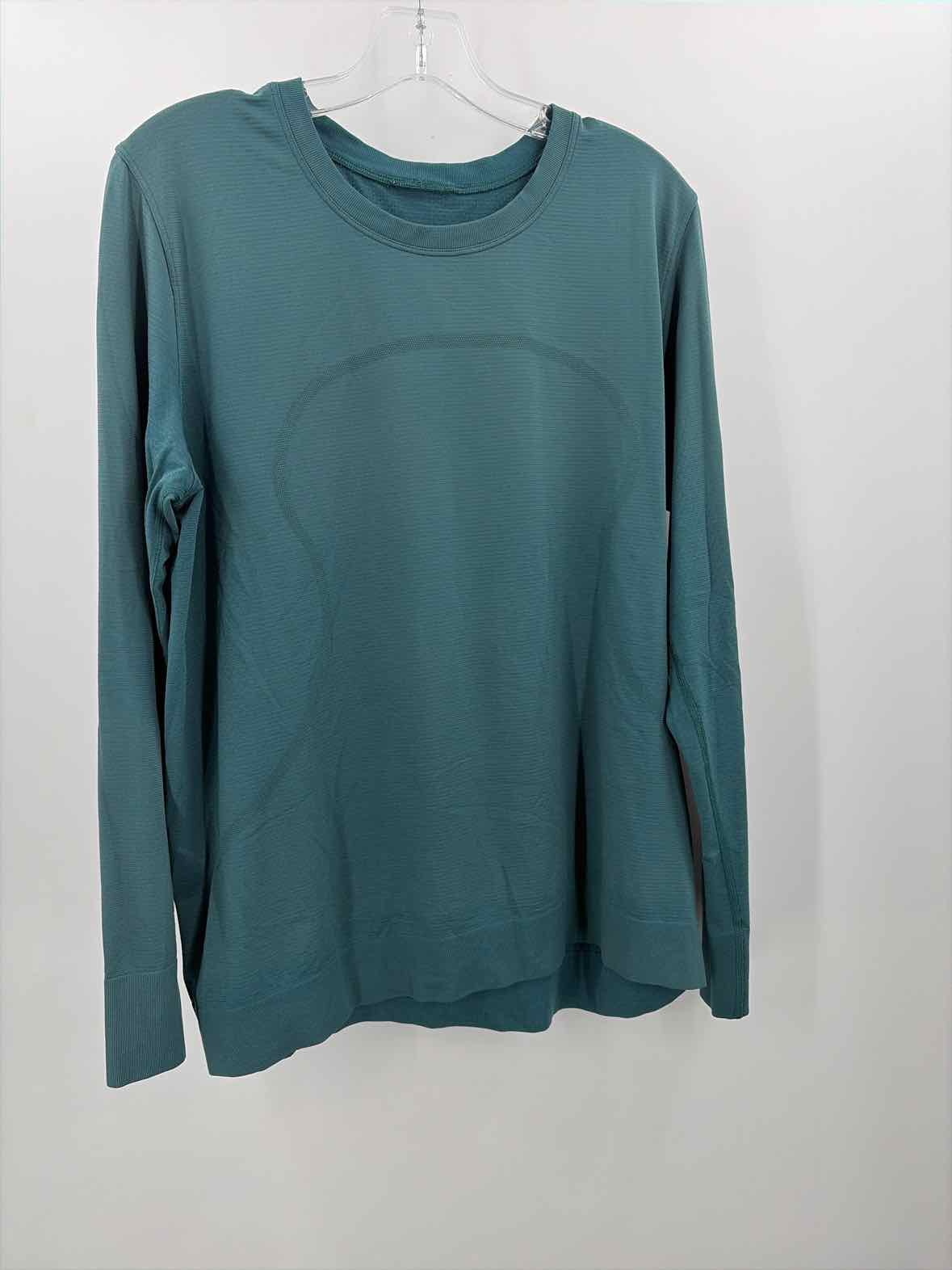 Lululemon Green Size 14 Athletic Long Sleeve | True Fashionistas.