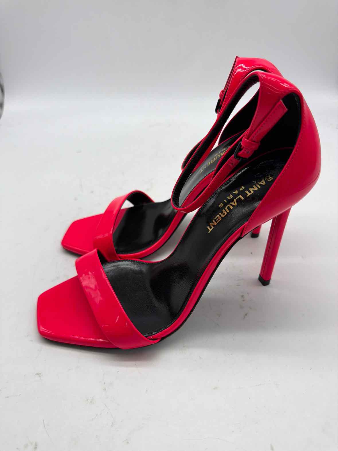 Pre-Owned Yves Saint Laurent Pink Size 37 Ankle Strap Heels | True Fashionistas.