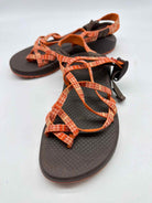 Pre-Owned Chaco Brown Size 8 Strappy Sandals | True Fashionistas.