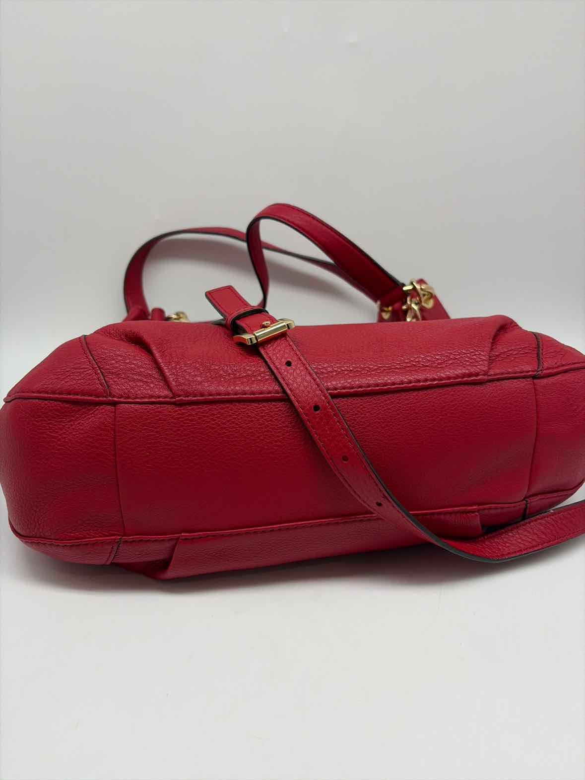 Pre-Owned MICHAEL Michael Kors Red Pebbled Crossbody Crossbody | True Fashionistas.