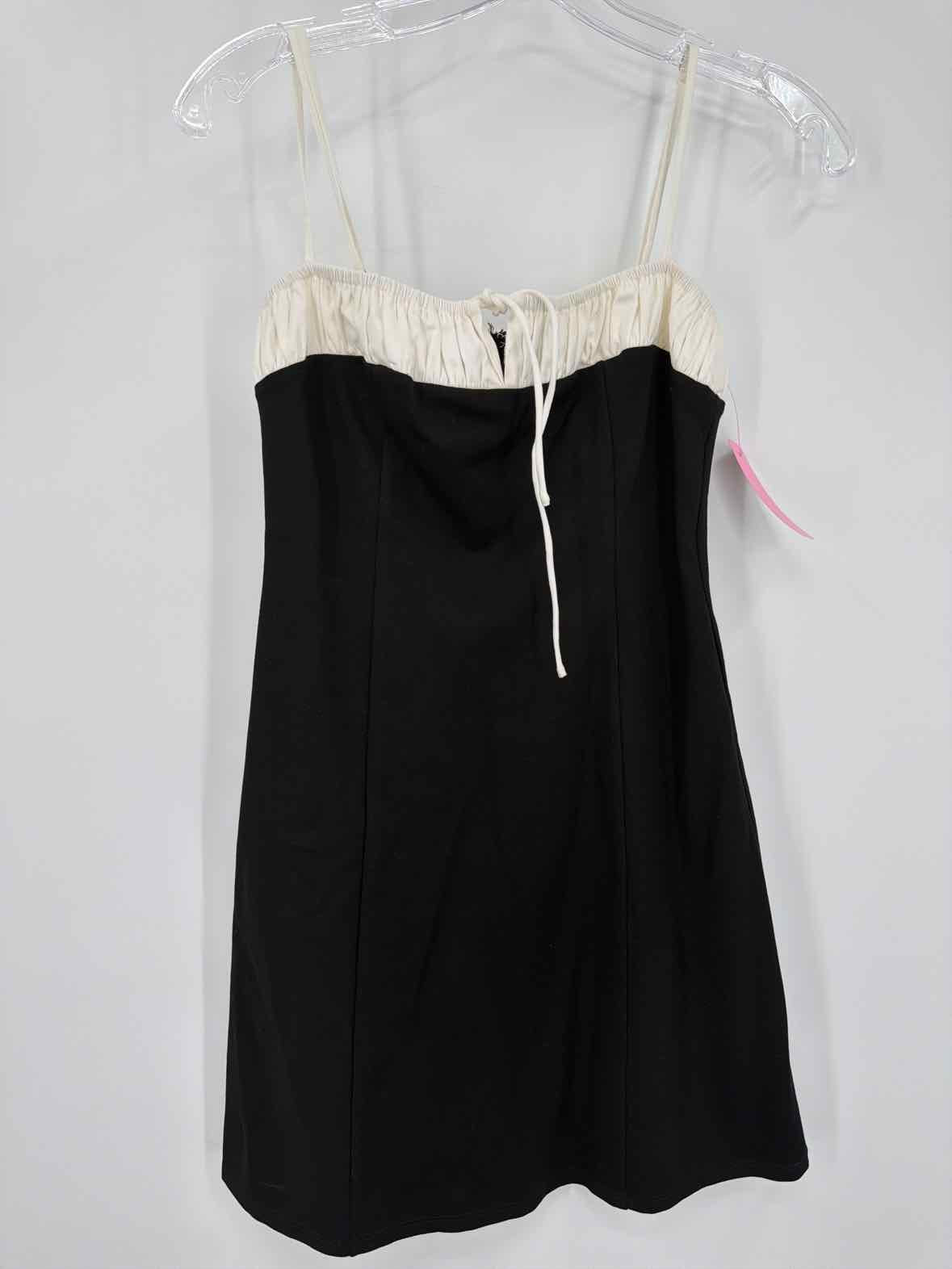 Pre-Owned Reformation Black Size Small Short Sleeveless Dress | True Fashionistas.