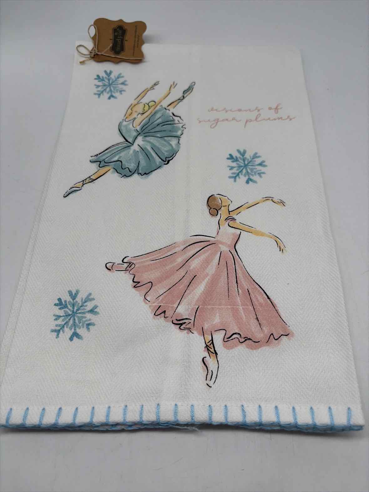 White Christmas Sugar Plums Towel | True Fashionistas.