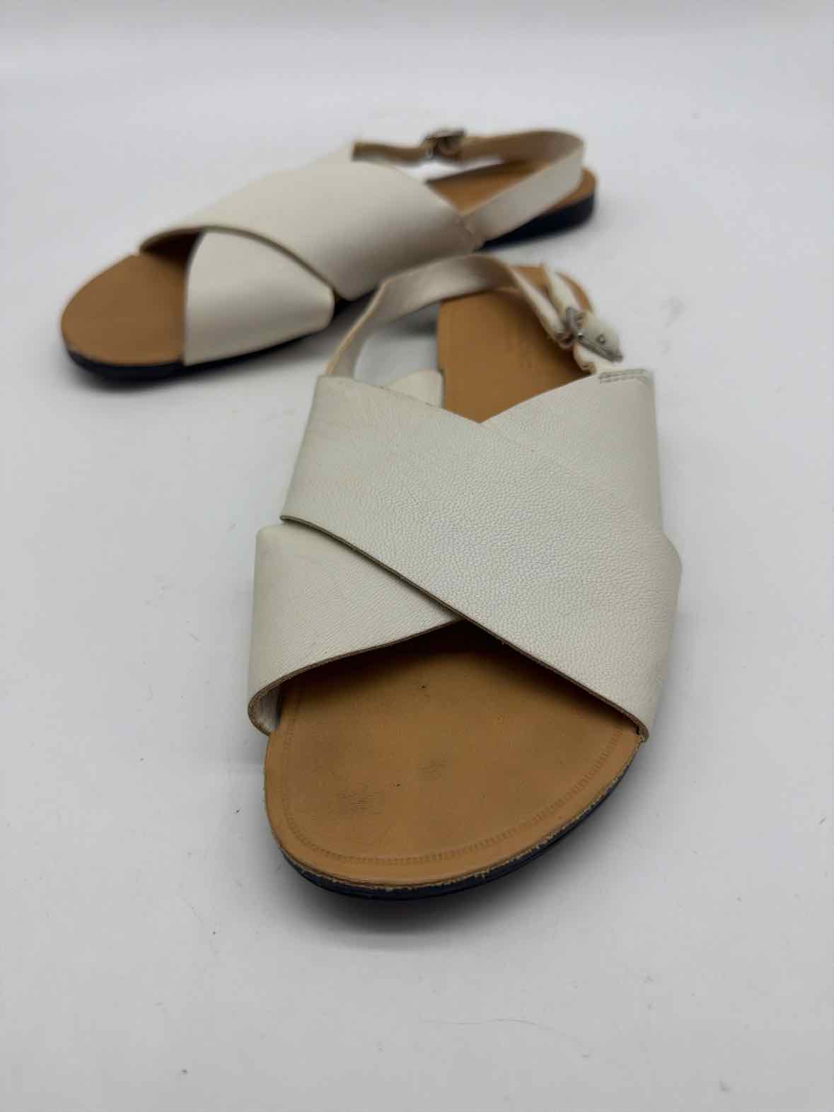 Pre-Owned VagaBond Ivory Size 37 Slingback Sandals | True Fashionistas.
