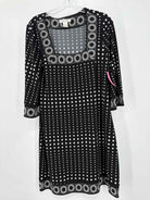 Pre-Owned WHBM Black Size Medium Short Long Sleeve Dress | True Fashionistas.
