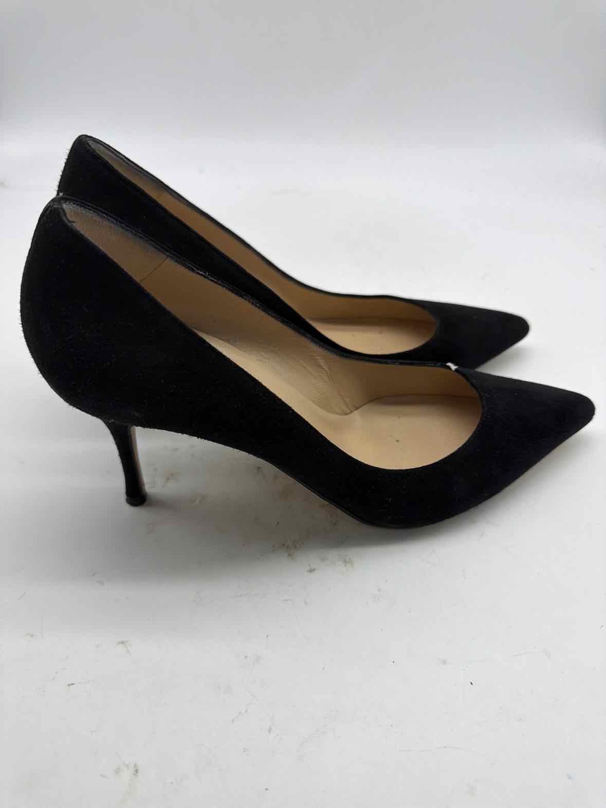 Pre-Owned Manolo Blahnik Black Size 8 Pump Heels | True Fashionistas.