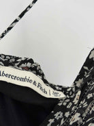Pre-Owned Abercrombie & Fitch Black Size Medium Short Sleeveless Dress | True Fashionistas.