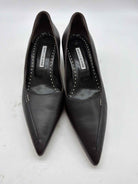 Pre-Owned Manolo Blahnik Black Size 9 Pump Heels | True Fashionistas.