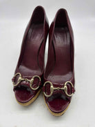 Pre-Owned Gucci Purple Size 7.5 Patent Leather Peep Toe Heels | True Fashionistas.