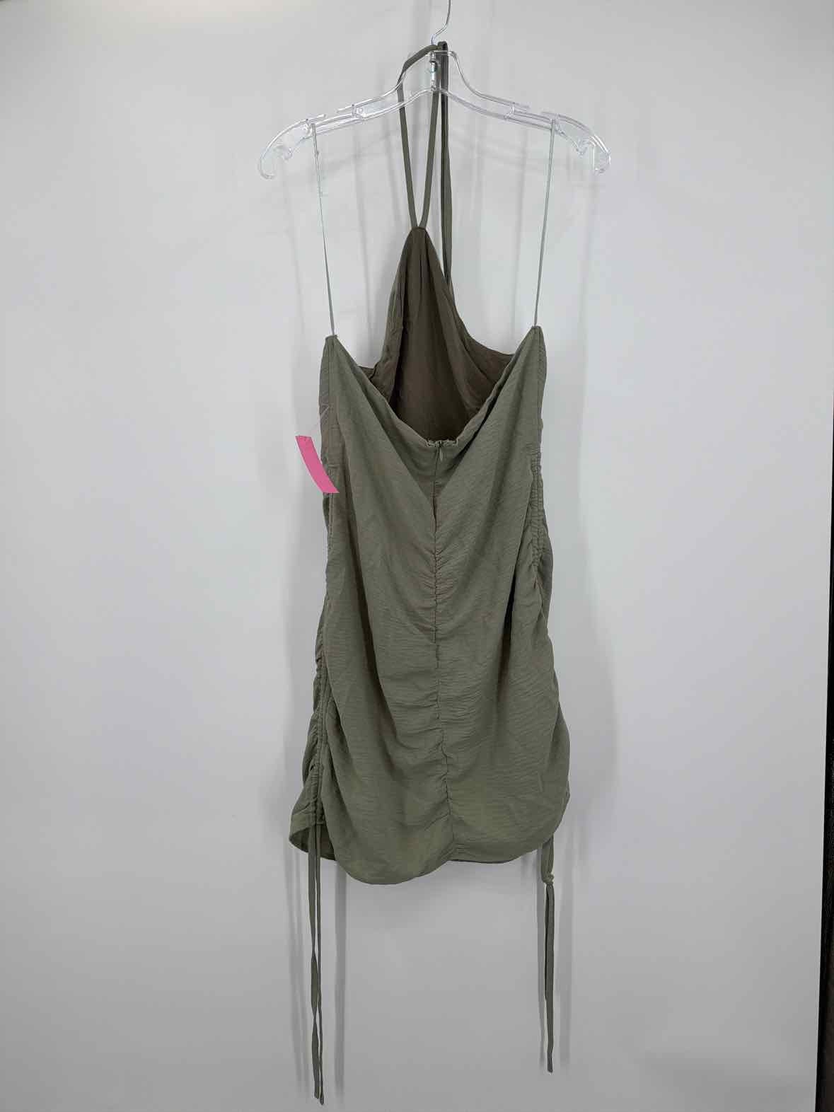 Pre-Owned Lelis Green Size Large Short Sleeveless Dress | True Fashionistas.