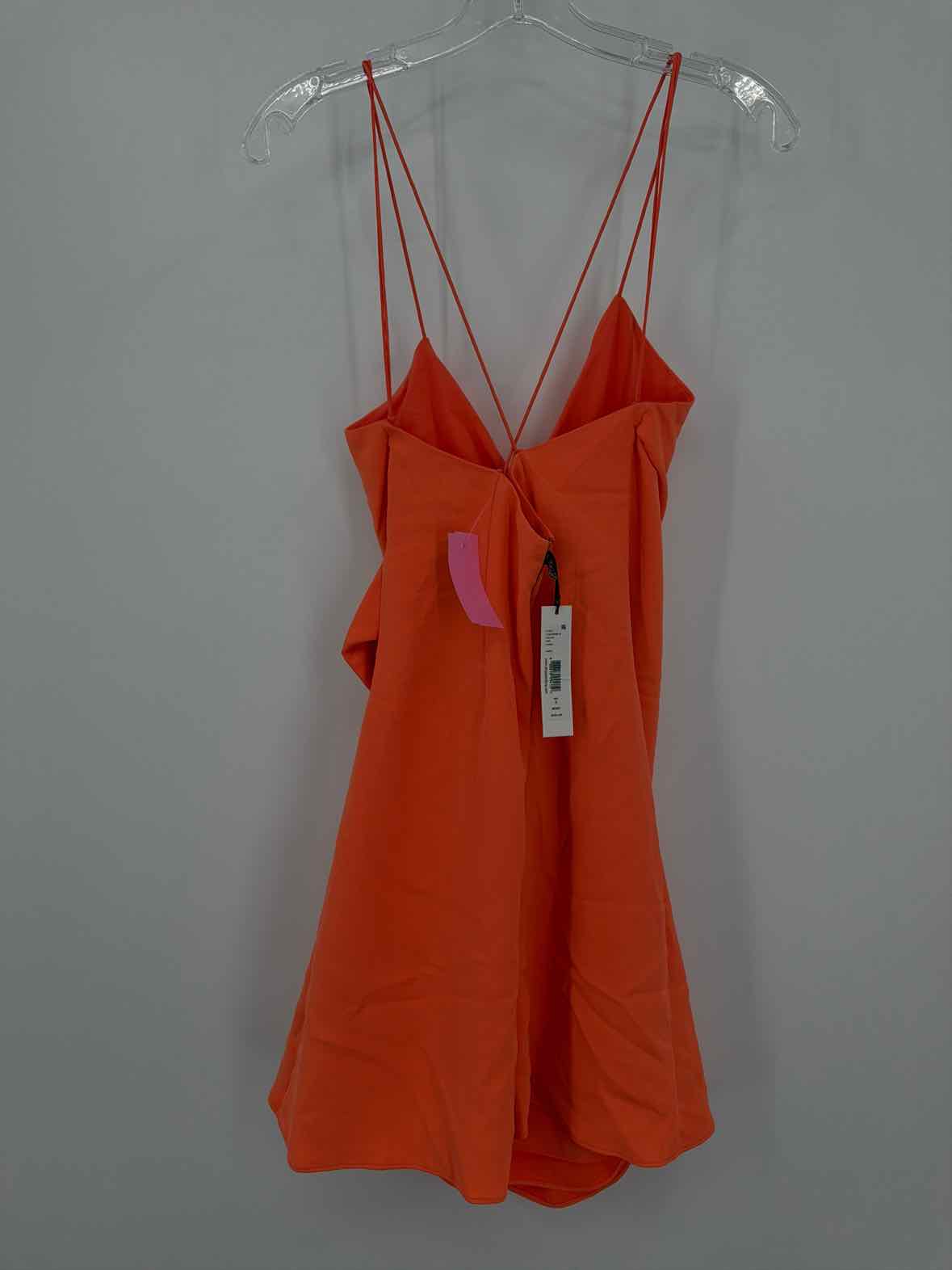 Pre-Owned Alice + Olivia Orange Size 6 Short Sleeveless Dress | True Fashionistas.