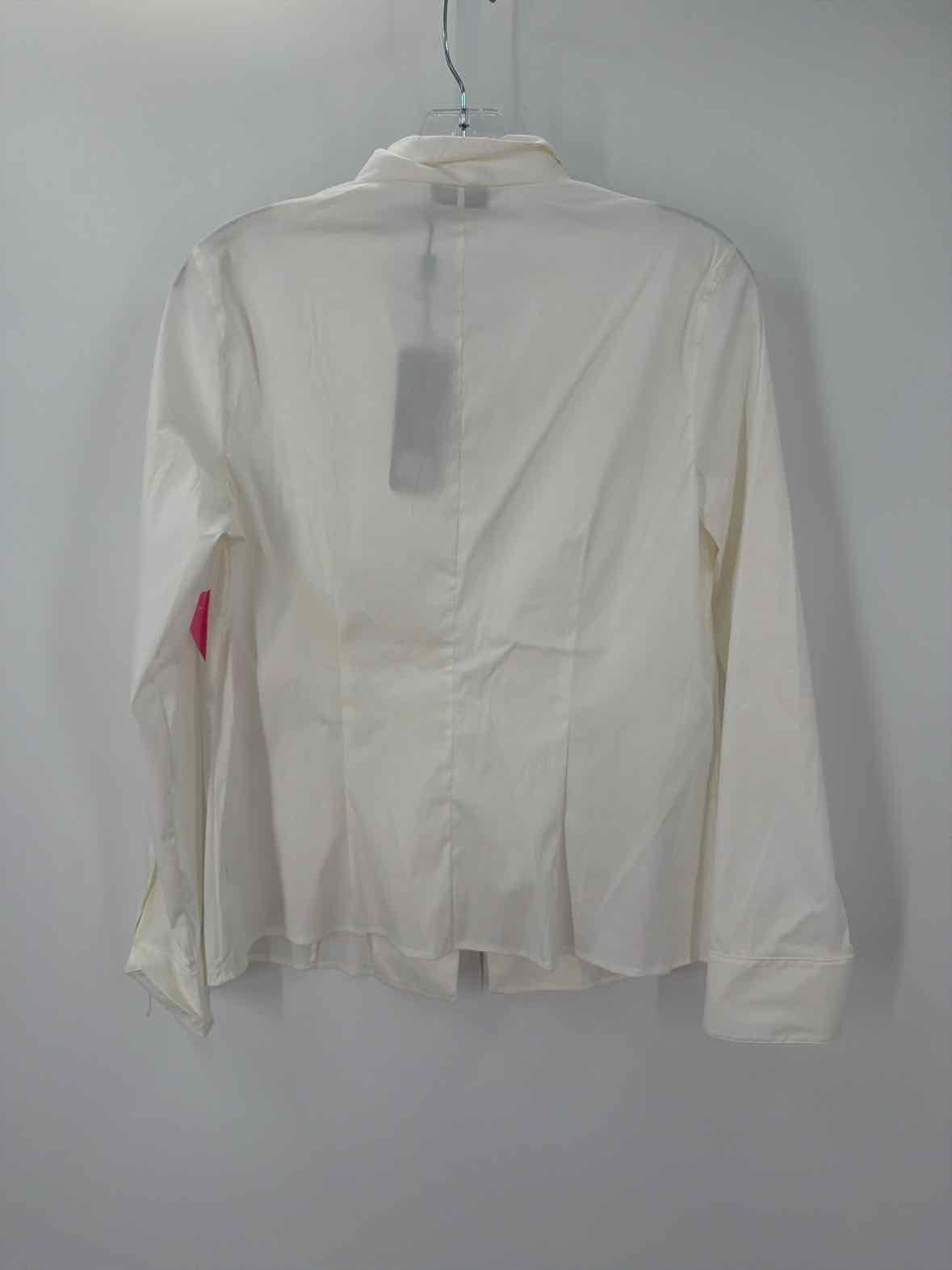 Pre-Owned Akris White Size 10 Button Down | True Fashionistas.
