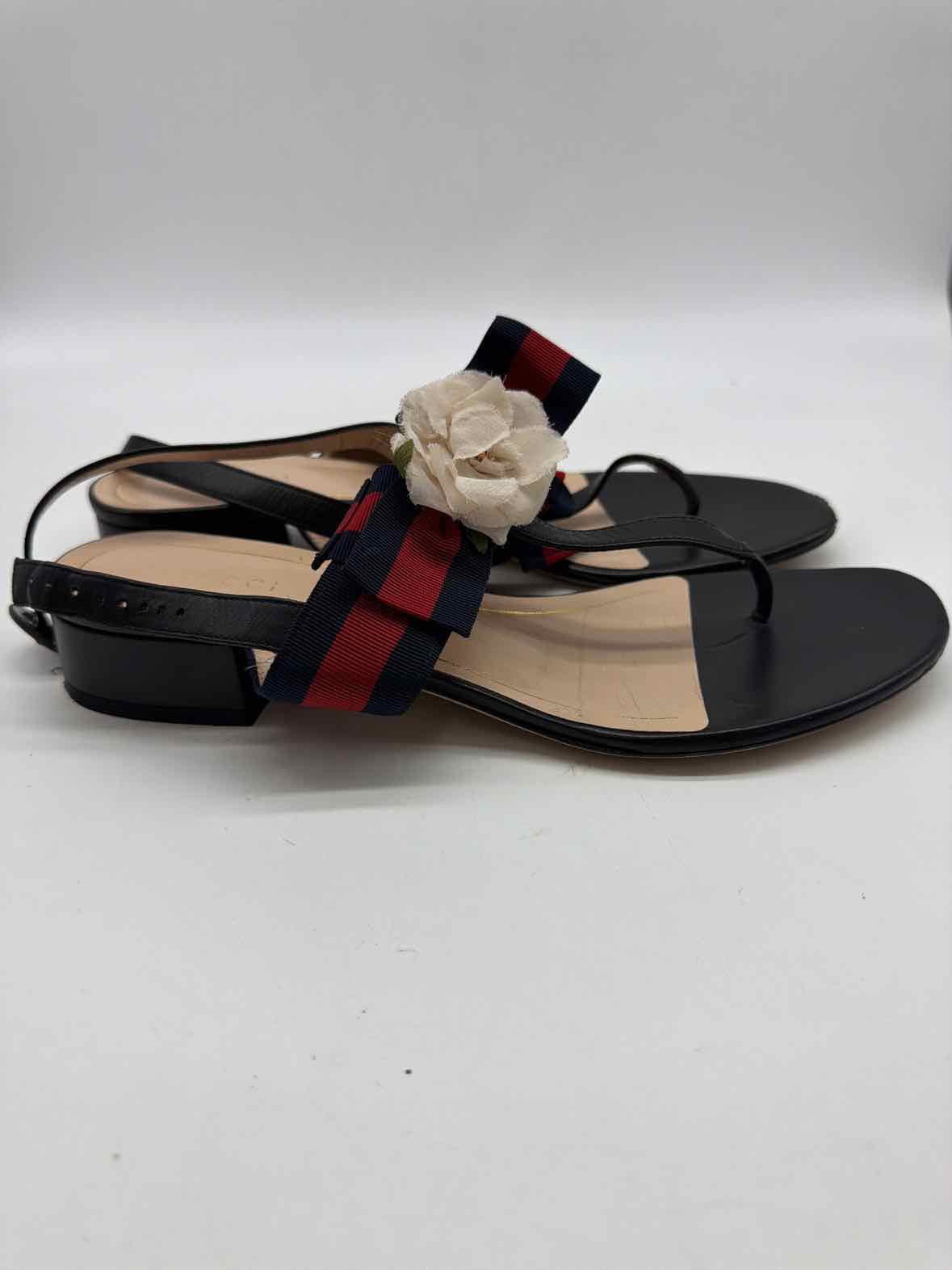 Pre-Owned Gucci Black Size 40 Thong Flats | True Fashionistas.