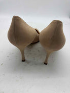 Pre-Owned Manolo Blahnik Tan Size 9 Suede Pump Heels | True Fashionistas.