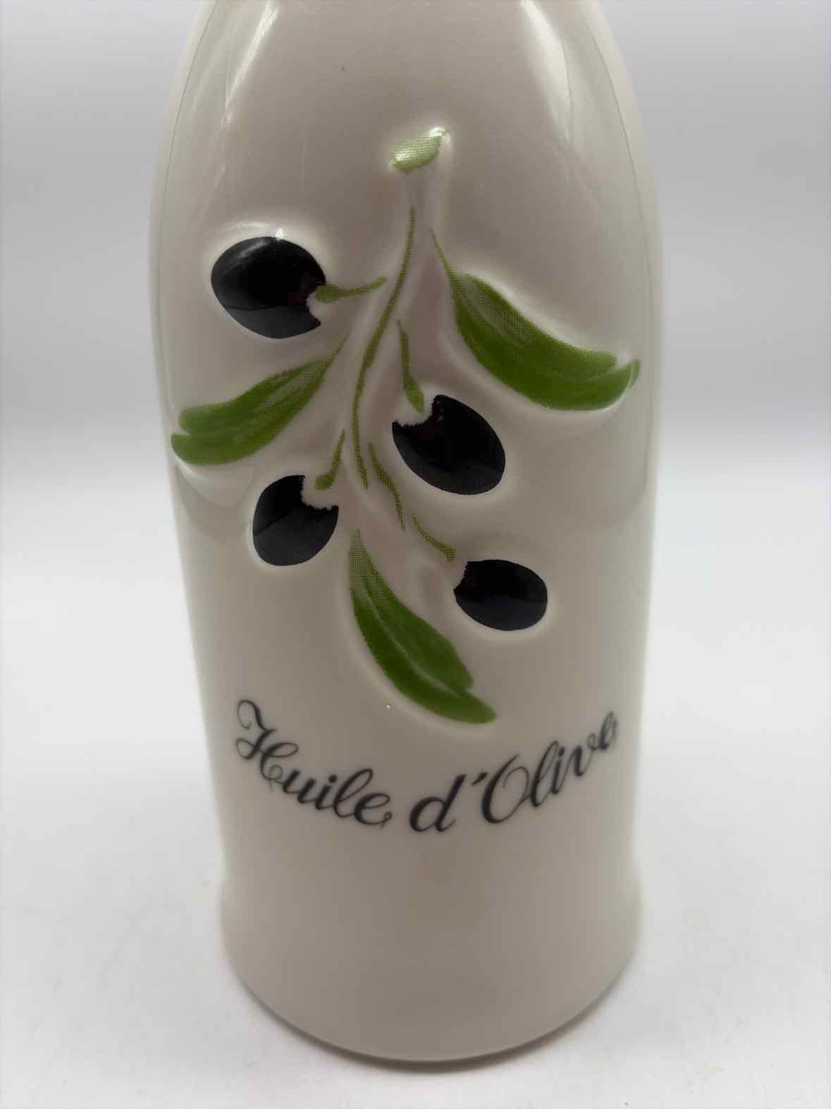 Olive Oil Bottle | True Fashionistas.