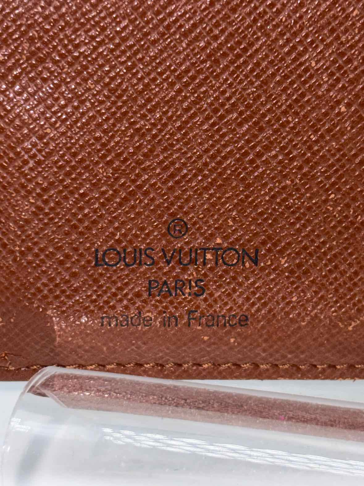 Pre-Owned Louis Vuitton Brown card case Card Case | True Fashionistas.