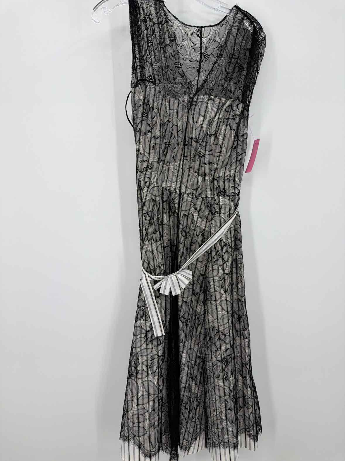 Pre-Owned Lela Rose Black Size 6 Lace Cocktail Short Sleeveless Dress | True Fashionistas.