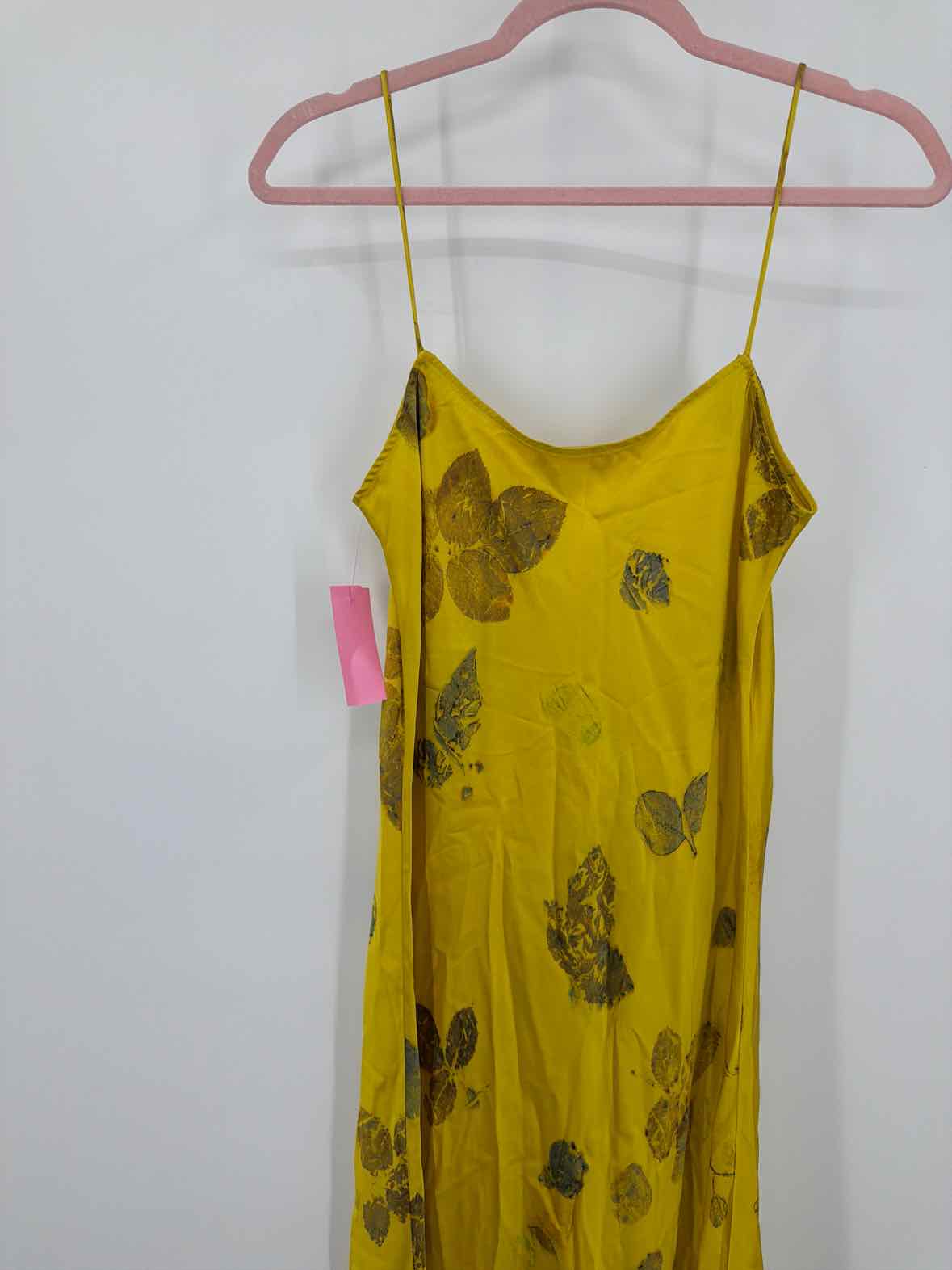Pre-Owned Alejandra Alonso Rojas Yellow Size Large Long Sleeveless Dress | True Fashionistas.
